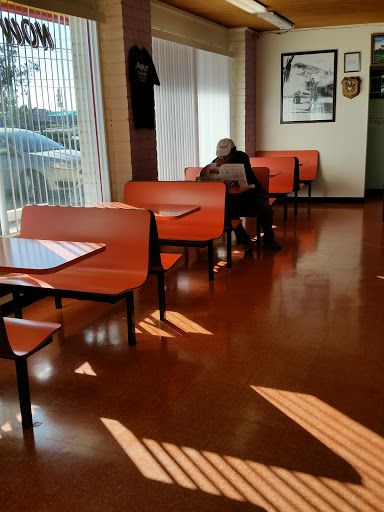 Donut Shop «Alvernon Donut Shop», reviews and photos, 1450 S Alvernon Way, Tucson, AZ 85711, USA