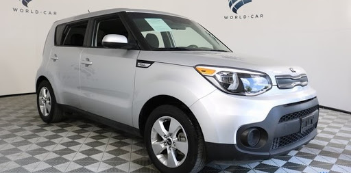 Car Dealer «World Car Kia South», reviews and photos, 7915 Interstate 35 Access Rd, San Antonio, TX 78224, USA