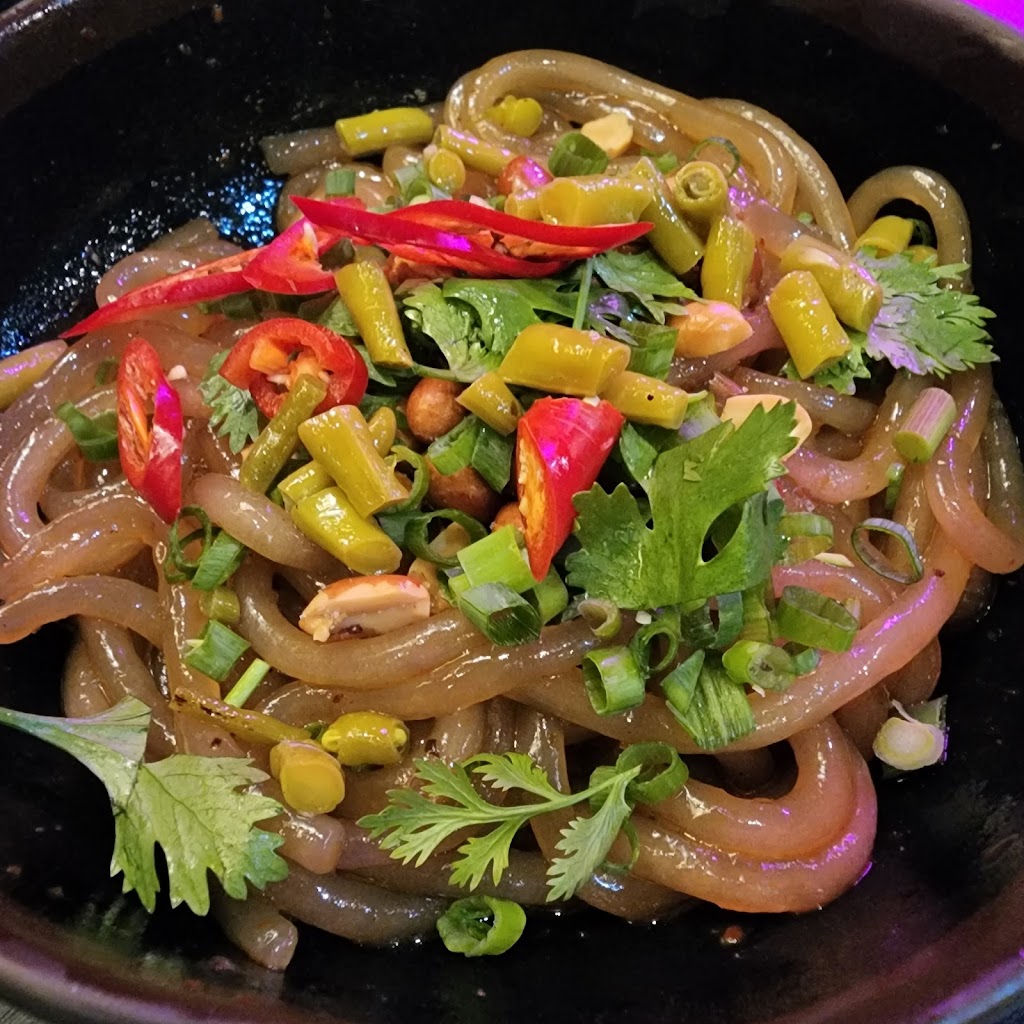 賣烤魚的。 的照片