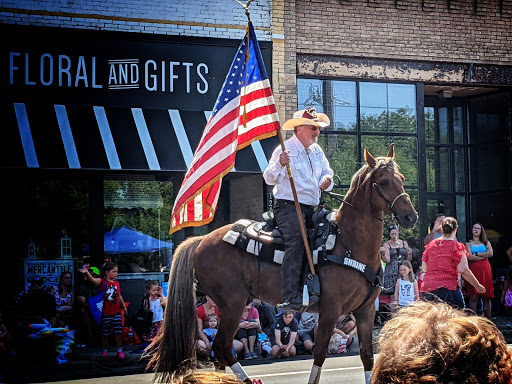 Florist «Delano Floral & Gifts», reviews and photos, 120 River St N, Delano, MN 55328, USA