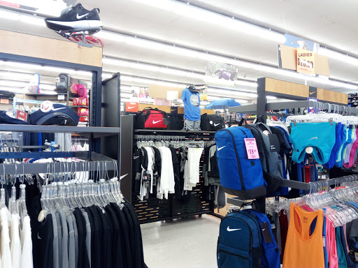 Sporting Goods Store «Big 5 Sporting Goods - Capistrano Beach», reviews and photos, 34101 Doheny Park Rd, Capistrano Beach, CA 92624, USA