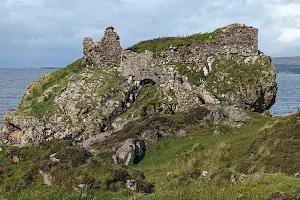 Dunscaith Castle image