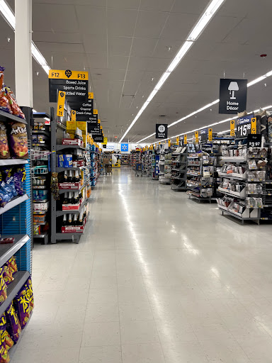 Discount Store «Walmart», reviews and photos, 555 E Townline Rd, Vernon Hills, IL 60061, USA