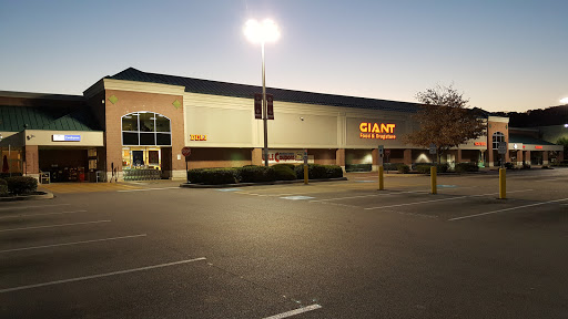 Grocery Store «Giant Food Stores», reviews and photos, 3175 Cape Horn Rd, Red Lion, PA 17356, USA