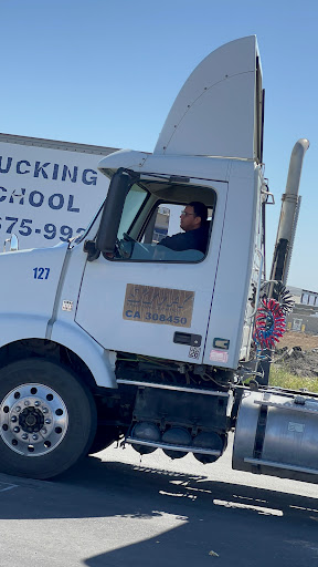 Trucking School «Skyway Trucking School», reviews and photos