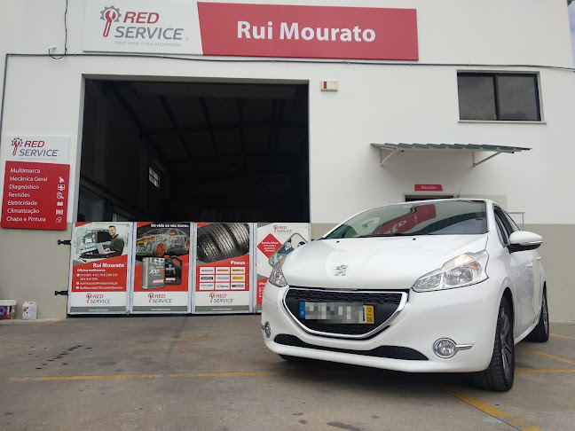 Red Service - Rui Mourato