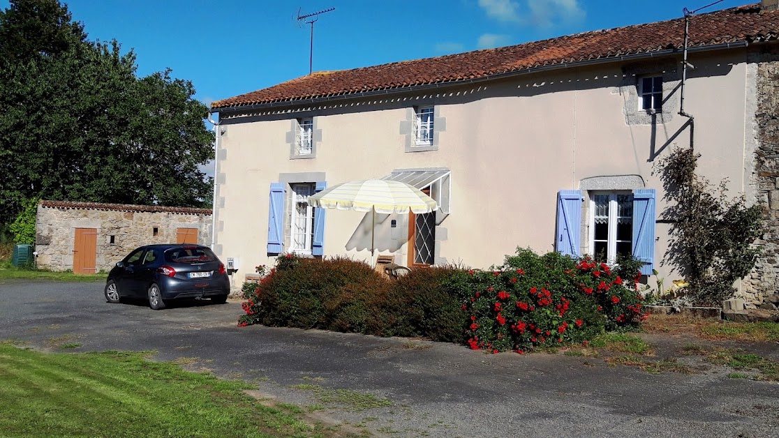 Gîte La Maison de La Riviere à Moncoutant-sur-Sèvre (Deux-Sèvres 79)