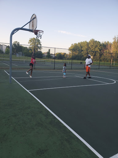 Park «Evergreen West Park», reviews and photos, 1033 Tamberwood Trail, St Paul, MN 55125, USA