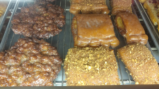 Donut Shop «Alvernon Donut Shop», reviews and photos, 1450 S Alvernon Way, Tucson, AZ 85711, USA