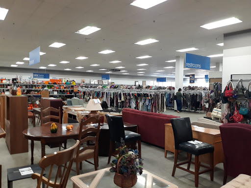 Thrift Store «Goodwill Englewood», reviews and photos, 4160 S Broadway, Englewood, CO 80113, USA