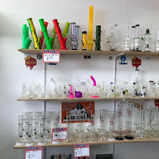 Tobacco Shop «Smoking Aces Smoke Shop», reviews and photos, 1650 Art Museum Dr #21, Jacksonville, FL 32207, USA