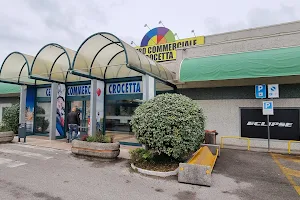Centro commerciale Crocetta image