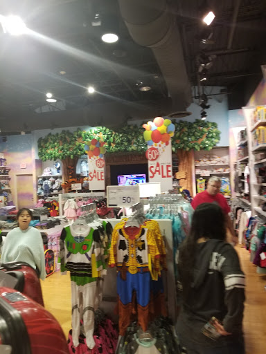Toy Store «Disney Store», reviews and photos, 7600 Kingston Pike, Knoxville, TN 37919, USA