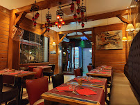 Atmosphère du Restaurant indien Swades à Vauréal - n°2