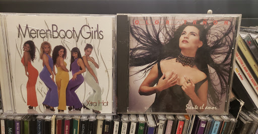 Thrift Store «Goodwill», reviews and photos