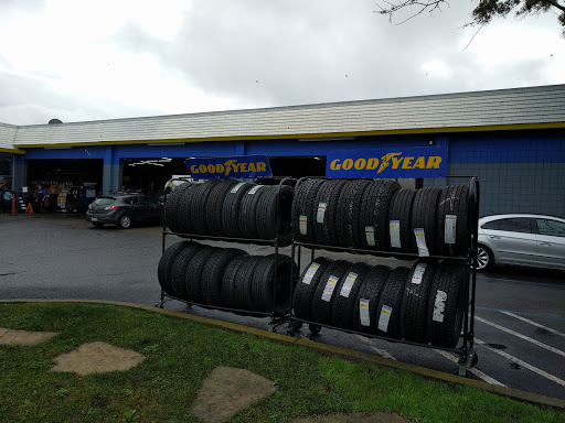 Tire Shop «Skip’s Tire & Auto Repair Centers», reviews and photos, 970 Blossom Hill Rd, San Jose, CA 95123, USA