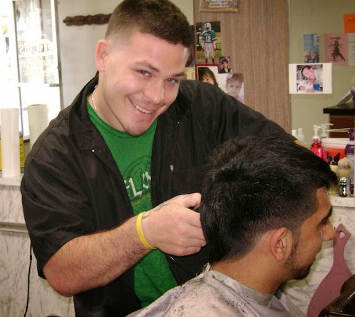 Barber Shop «J. Cuts Barber Shop», reviews and photos, 505 Howe Ave, Shelton, CT 06484, USA