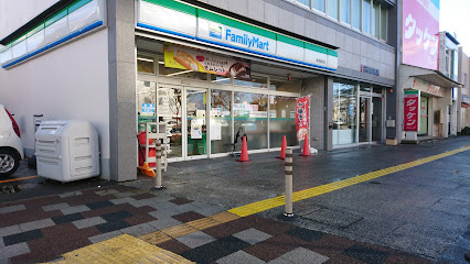 ファミリーマート 青森柳町店