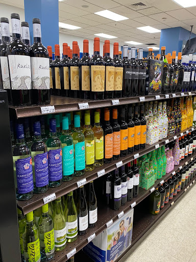 Liquor Store «Morrissey Boulevard Wines & Liquors», reviews and photos, 711 William T Morrissey Blvd, Dorchester, MA 02122, USA