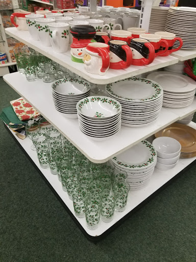 Dollar Store «Dollar Tree», reviews and photos, 5707 Liberty Grove Rd, Rowlett, TX 75089, USA