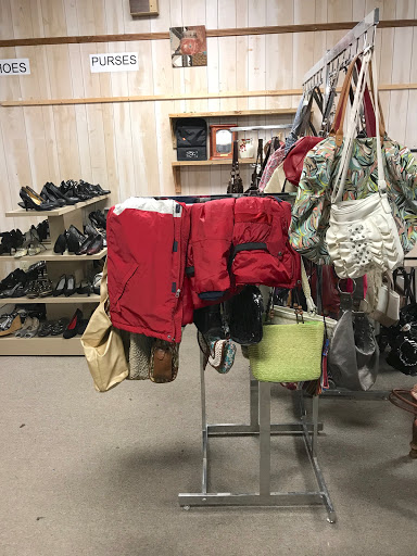 Thrift Store «Salvation Army», reviews and photos, 218 Bayou Narcisse Rd, Gonzales, LA 70737, USA