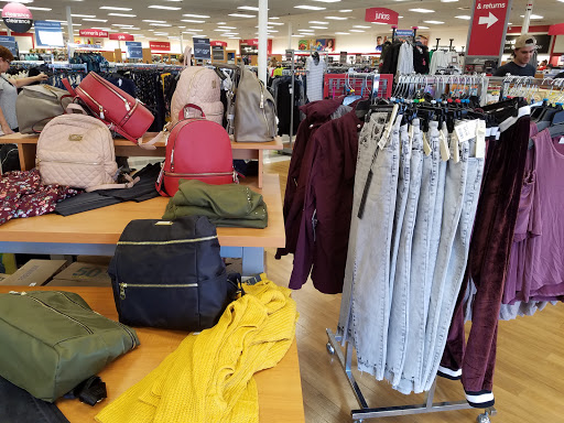 Department Store «T.J. Maxx & HomeGoods», reviews and photos, 2692 Madison Rd F, Cincinnati, OH 45208, USA