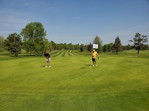 Public Golf Course «St Denis Golf Club & Party Center», reviews and photos, 10660 Chardon Rd, Chardon, OH 44024, USA