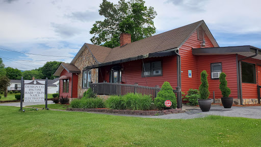 Nail Salon «Design Co Ltd SFH», reviews and photos, 306 Walnut St, Waynesville, NC 28786, USA