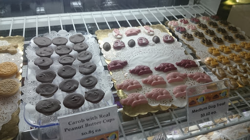 Pet Supply Store «Bow Wow & Meow», reviews and photos, 11607 Maumelle Blvd, North Little Rock, AR 72113, USA