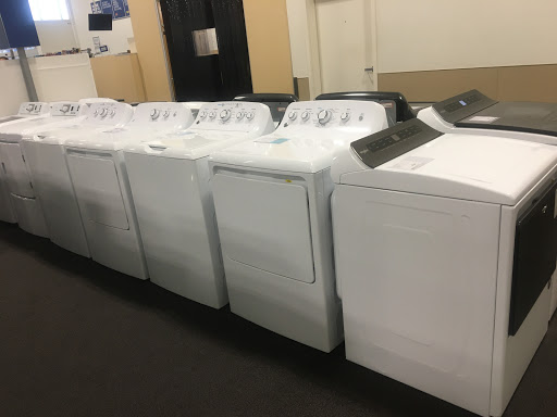 Electronics Store «Best Buy», reviews and photos, 16630 Royalton Rd, Strongsville, OH 44136, USA