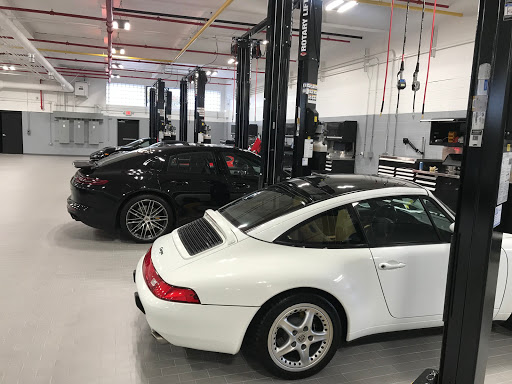 Porsche Dealer «Town Porsche», reviews and photos, 105 Grand Ave, Englewood, NJ 07631, USA