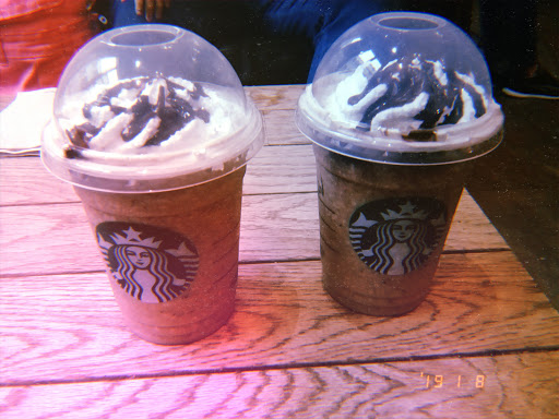 Starbucks Lima