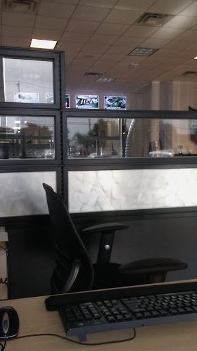 Used Car Dealer «DriveTime Used Cars», reviews and photos, 100 E Airport Fwy, Irving, TX 75062, USA