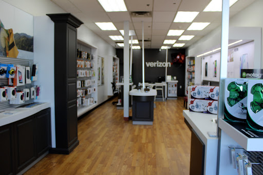 Telecommunications Service Provider «Verizon Authorized Retailer - IM Wireless», reviews and photos, 15 Franklin Village Drive, Franklin, MA 02038, USA