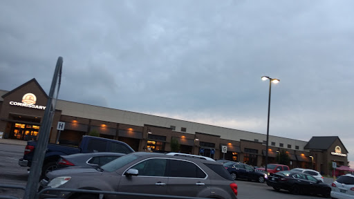 Grocery Store «Fort Campbell Commissary», reviews and photos, 2606 Indiana Ave, Fort Campbell, TN 42223, USA