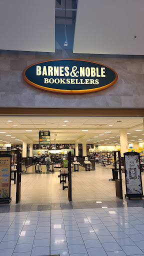 Barnes & Noble image