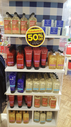 Cosmetics Store «Bath & Body Works», reviews and photos, 2300 Consumer Square, Mays Landing, NJ 08330, USA