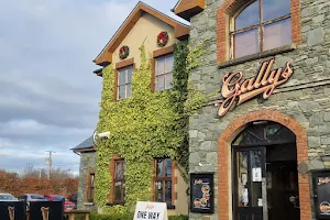 Gallys Bar & Restaurant image