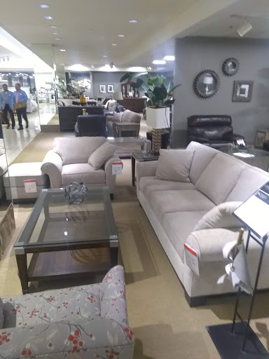 Shopping Mall «Westfield Fashion Square», reviews and photos, 14006 Riverside Dr, Sherman Oaks, CA 91423, USA