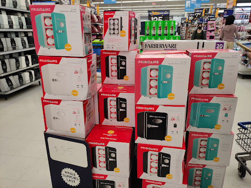 Department Store «Walmart Supercenter», reviews and photos, 742 Main St, North Oxford, MA 01537, USA