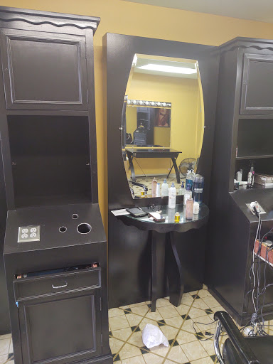 Beauty Salon «Morrco Beauty Salon», reviews and photos, 4528 East Cesar E Chavez Avenue, Los Angeles, CA 90022, USA