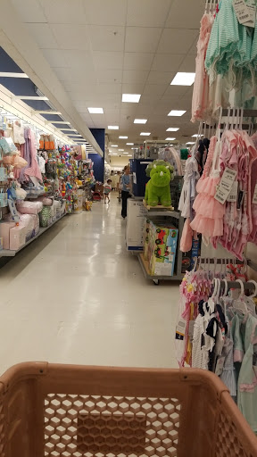 Department Store «Marshalls and HomeGoods», reviews and photos, 265 S Broadway, Salem, NH 03079, USA