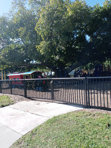 Park «Flamingo Park», reviews and photos, 1200 Meridian Ave, Miami Beach, FL 33139, USA