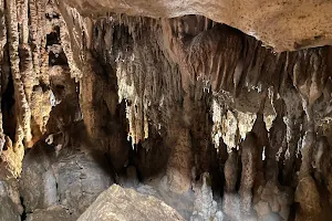 Caves Quéroy image