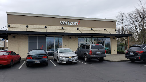 Cell Phone Store «Verizon», reviews and photos, 5700 100th St SW Ste 310, Lakewood, WA 98499, USA