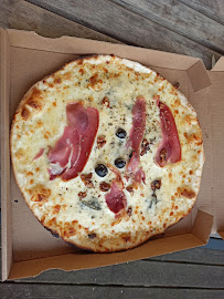 Pepperoni du Pizzas à emporter Pizza and Co Loix -île De Ré - n°2