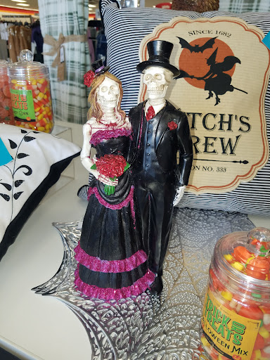 Department Store «Burkes Outlet», reviews and photos, 234 Sam Walton Dr, Russellville, KY 42276, USA