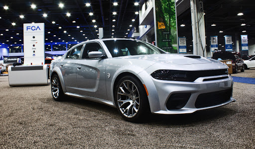 Chrysler Dealer «Jake Sweeney Chrysler Jeep Dodge, Inc.», reviews and photos, 85 W Kemper Rd, Springdale, OH 45246, USA