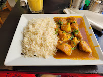 Poulet au curry du Restaurant indien moderne Singh à Paris - n°11