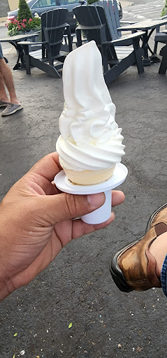 Ice Cream Shop «Carvel», reviews and photos, 641 Halstead Ave, Mamaroneck, NY 10543, USA